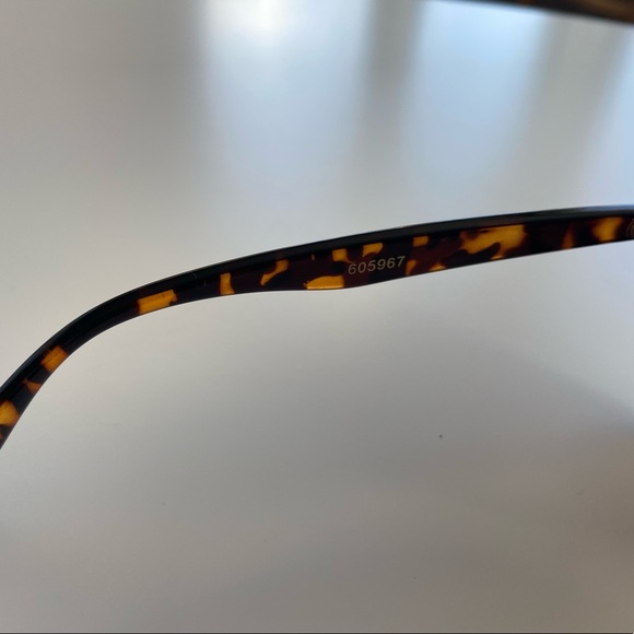 90s Vintage Look Cat Eye Tortoiseshell Sunglasses 🕶 - Picture 6 of 10